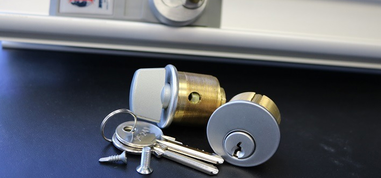 Commercial Lock Installation Farmersville